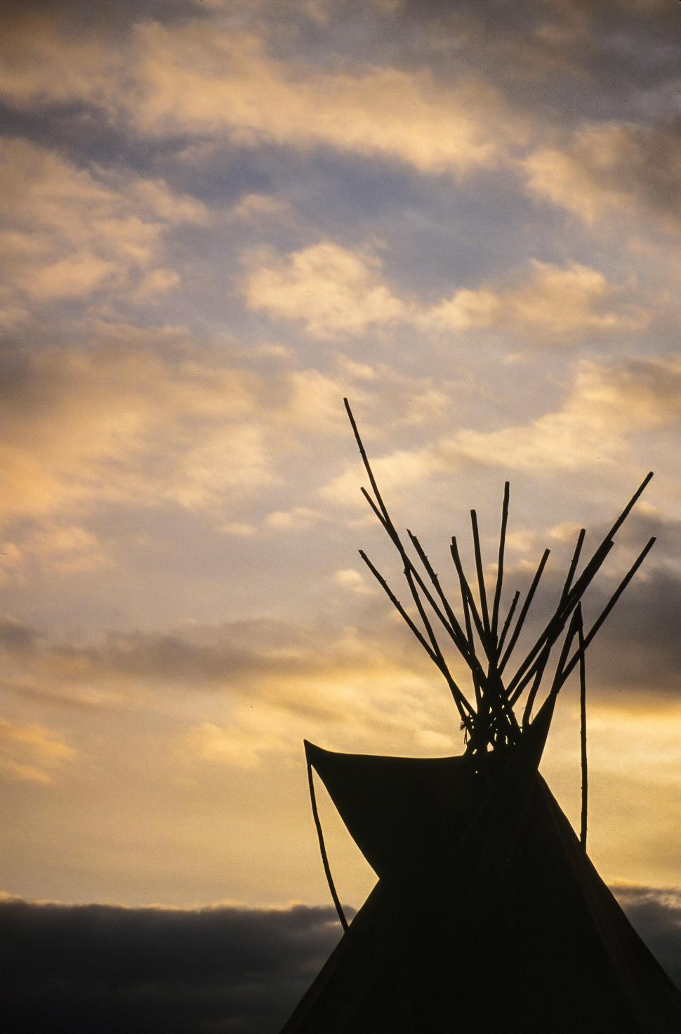 Free Image of Teepee silhouette 