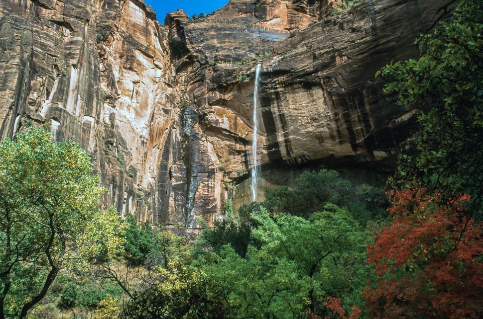 Free Image of Waterfall at Zion National Park 
