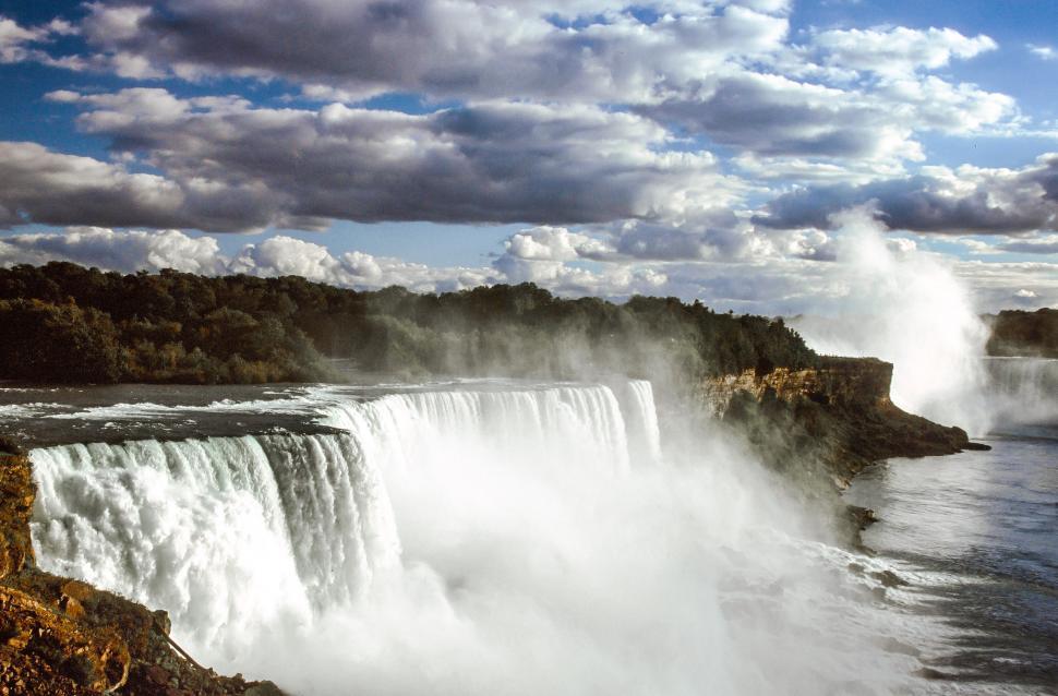 Free Image of American Falls - Niagara Falls 