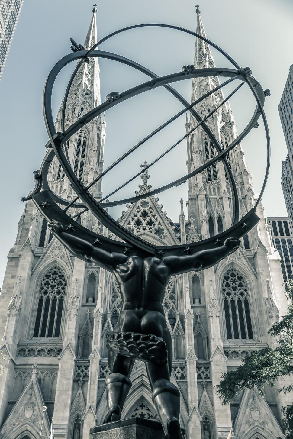 Free Image of Atlas faces St. Patrick s Cathedral 