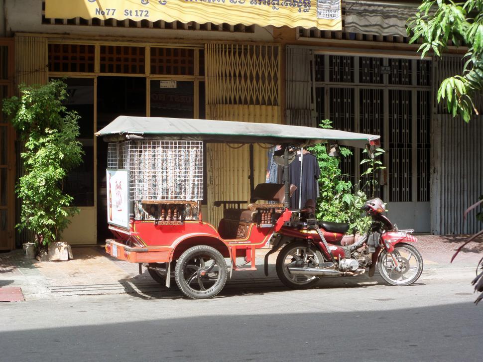 Free Image of Cambodian tuk tuk taxi 
