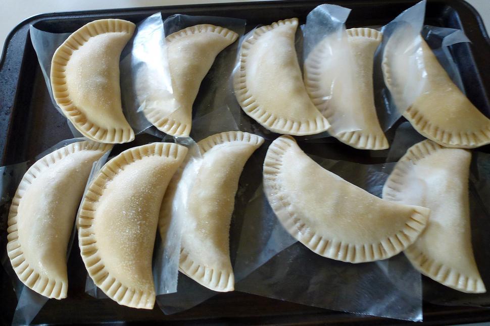 Free Image of Homemade Empanadas Ready For Baking 