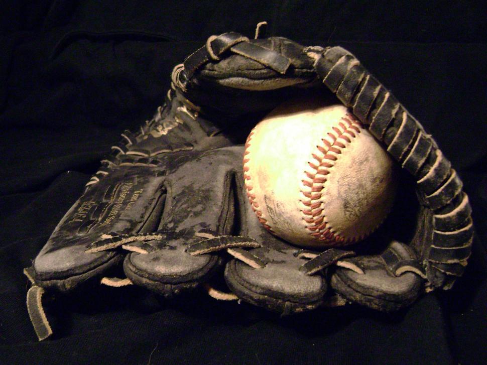 Free Image of Baseball Glove 