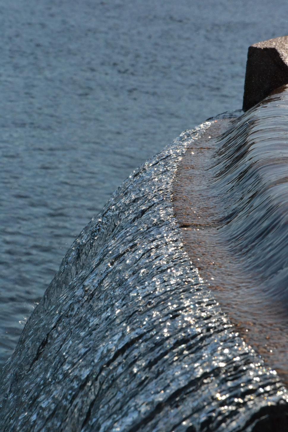 Free Image of Water fountain - Details  