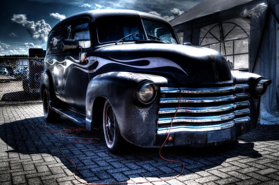 Free Image of Classic Car in Black and White 