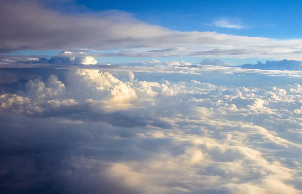 Free Image of Clouds from above 