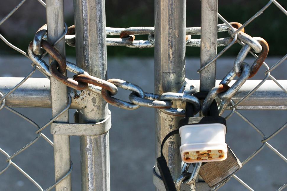Free Image of Locked gate 