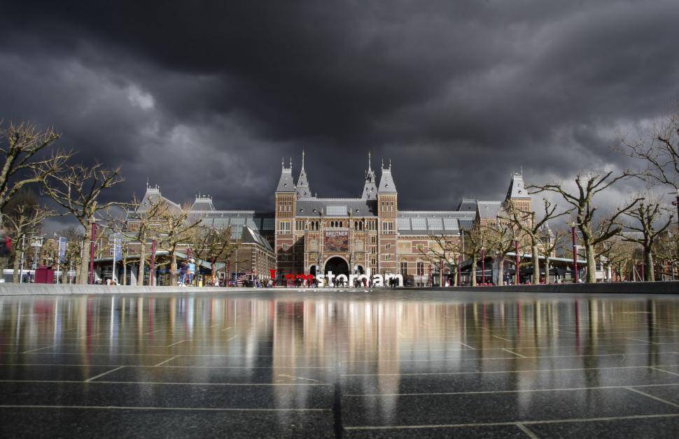 Free Image of Grand Building With Clock Tower 