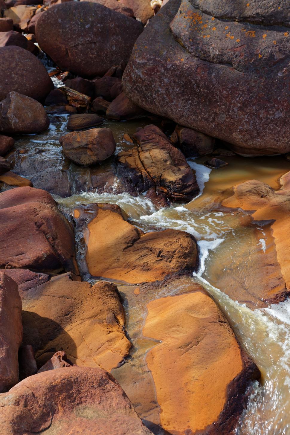 Free Image of Iron leachate on rocks 