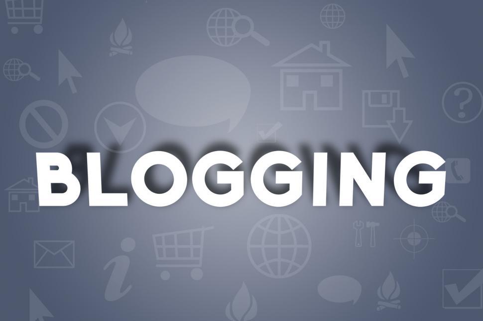 Free Image of Blogging  