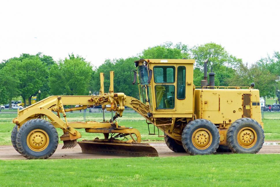 Free Image of Road Grade Machine 