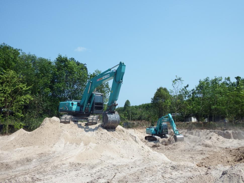 Free Image of Earth Moving Machines  