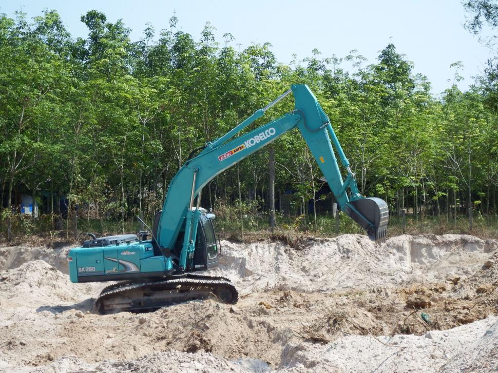 Free Image of Earth Moving Machine  JCB  
