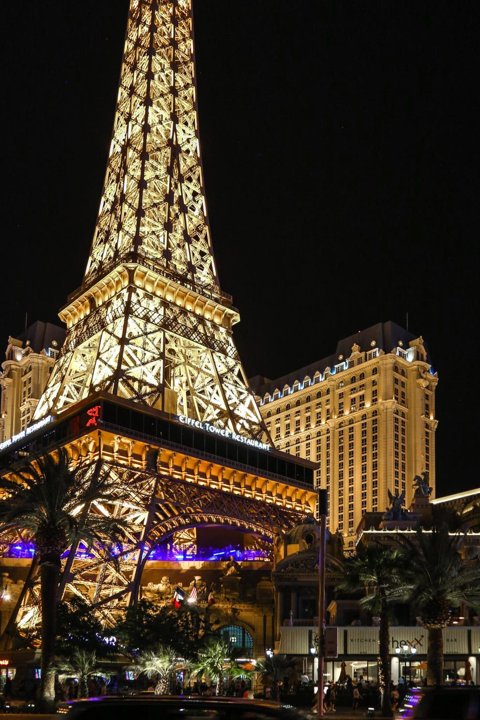 Free Image of Eiffel Tower Restaurant in Las Vegas 