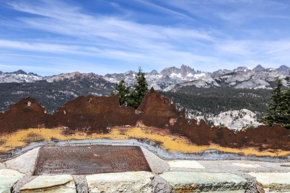 Free Image of Key to The Minarets 