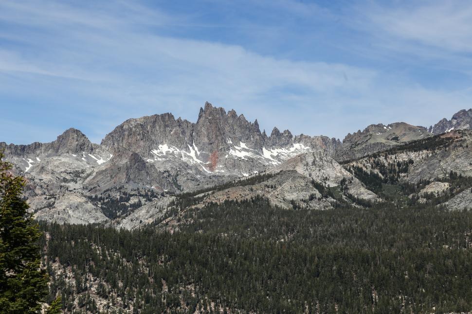 Free Image of The Minarets 