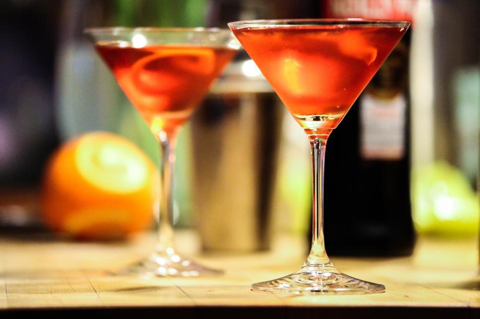 Free Image of Two Red Cocktails 