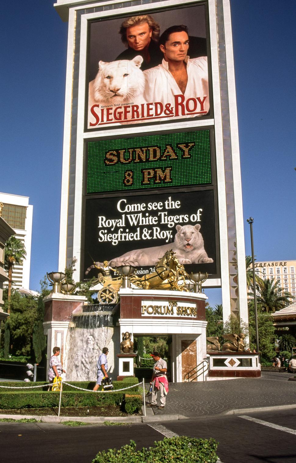 Free Image of Vintage Siegfried Roy on Billboard 