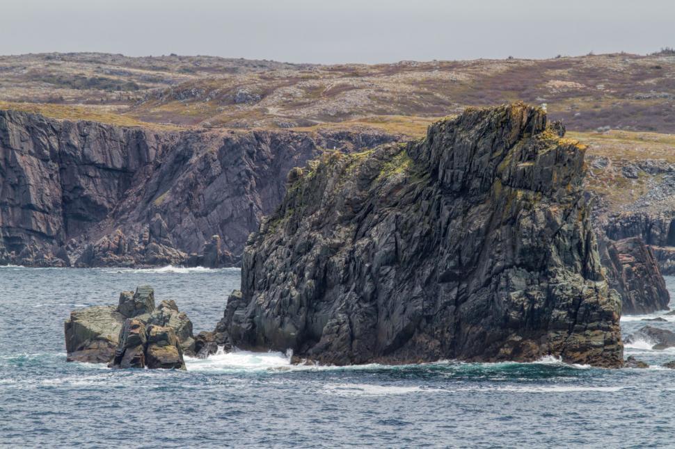 Free Image of Rock out crop in Atlantic Ocean 