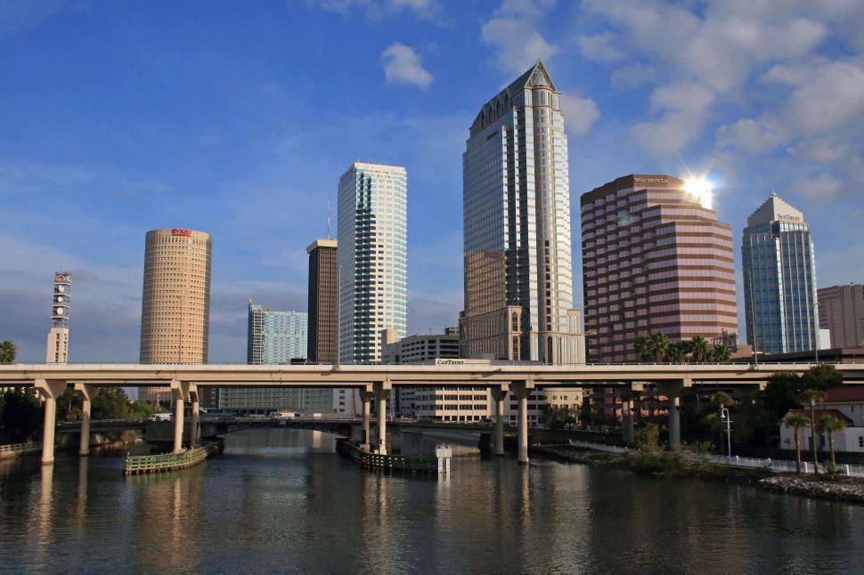 Free Image of City skyline 