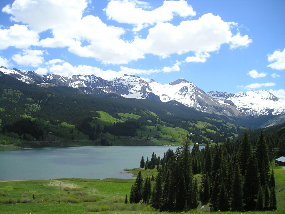 Free Image of Hidden Lake 