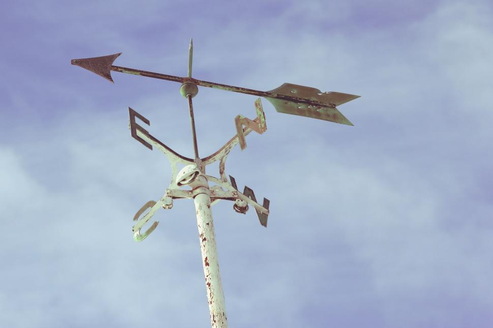 Free Image of Leftward Pointing Weather Vane 