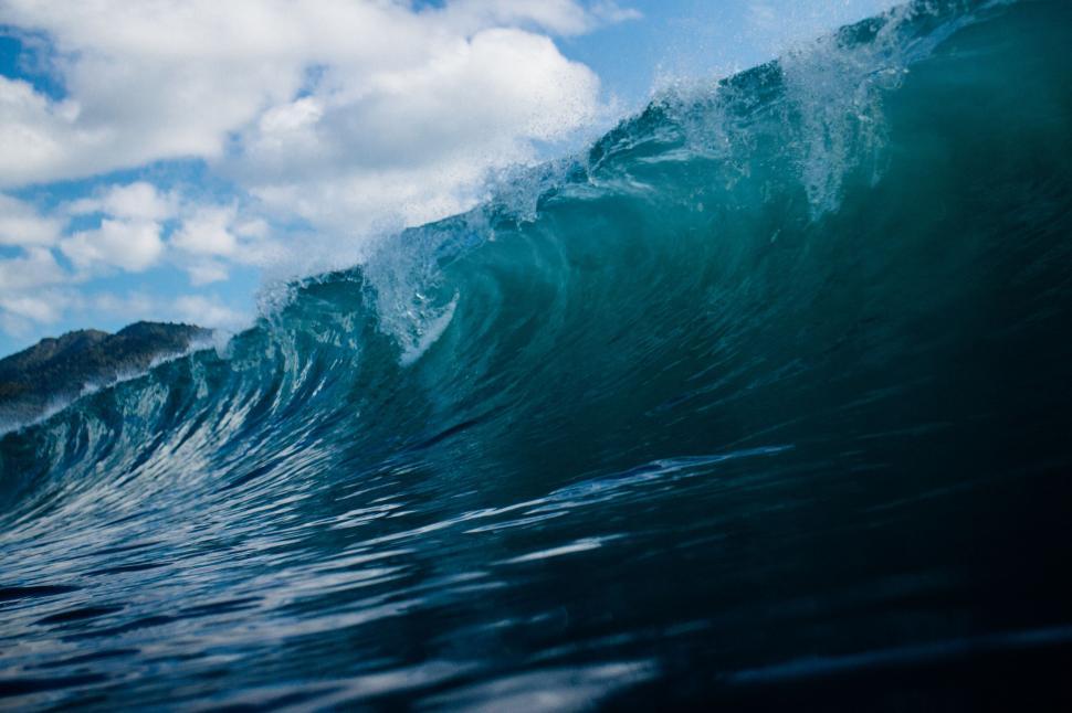 Free Image of Massive Wave in the Middle of the Ocean 