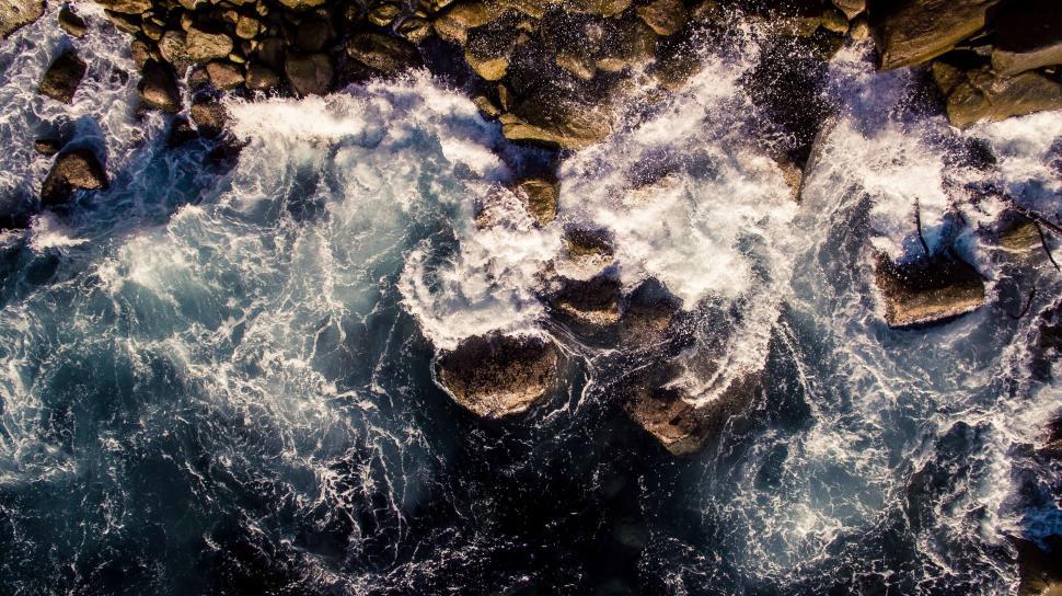 Free Image of Aerial View of Ocean and Rocks 