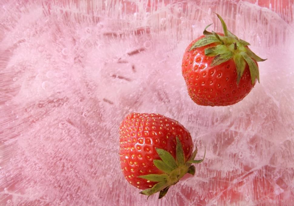 Free Image of Strawberries 