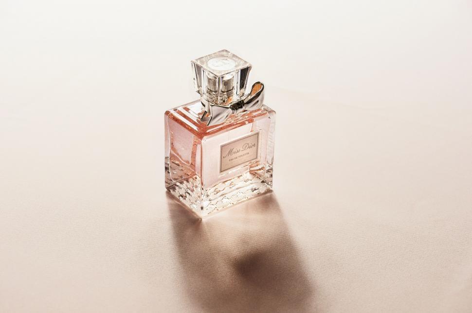Free Image of Bottle of Perfume on Table 