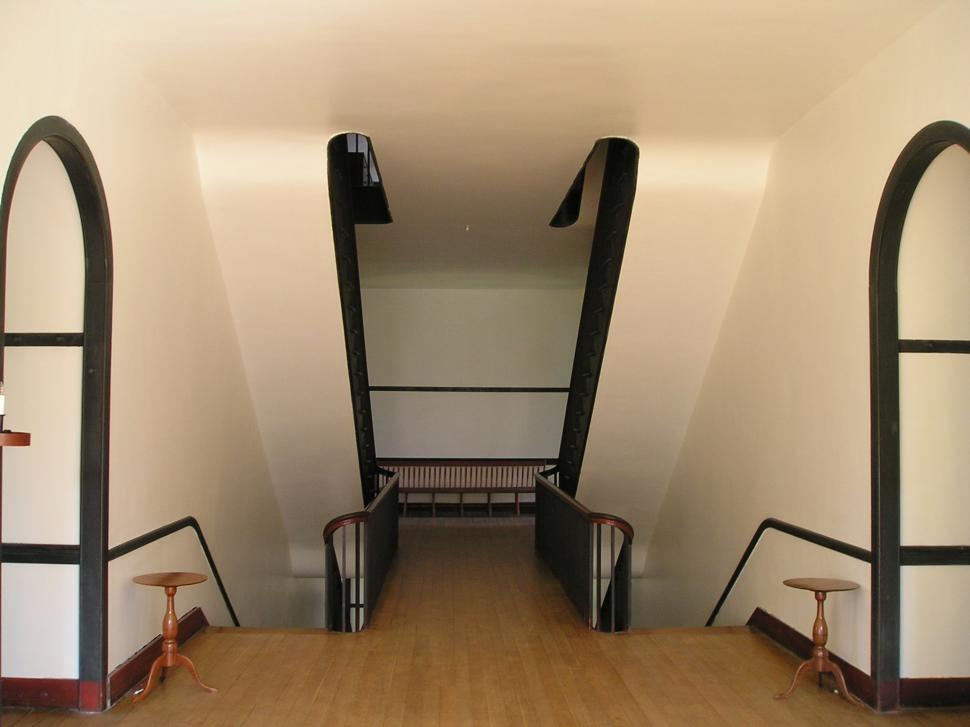Free Image of Stairs -Shaker style 