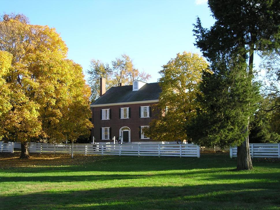 Free Image of Living quarters 