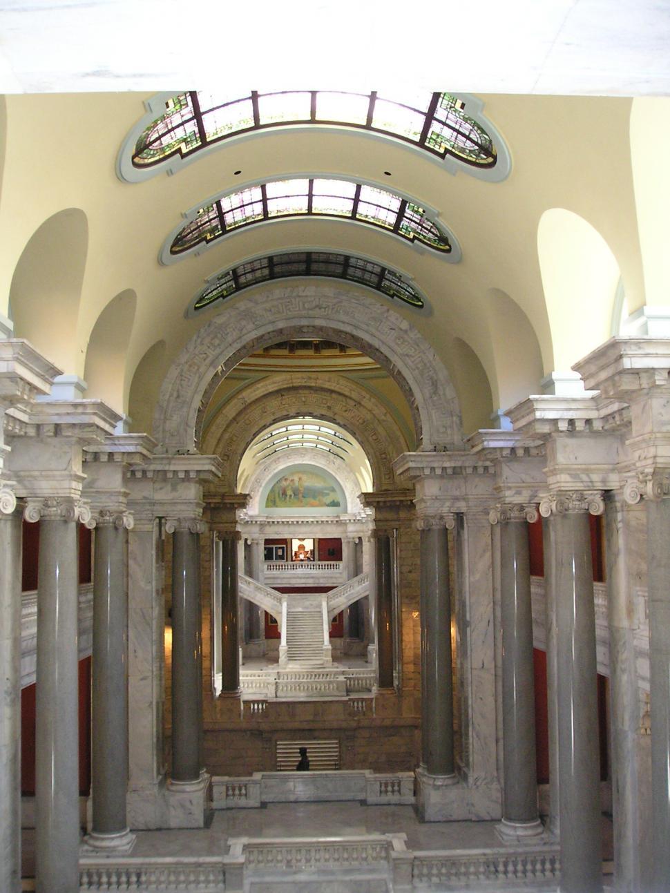 Free Image of State Capitol, Lexington, KY 
