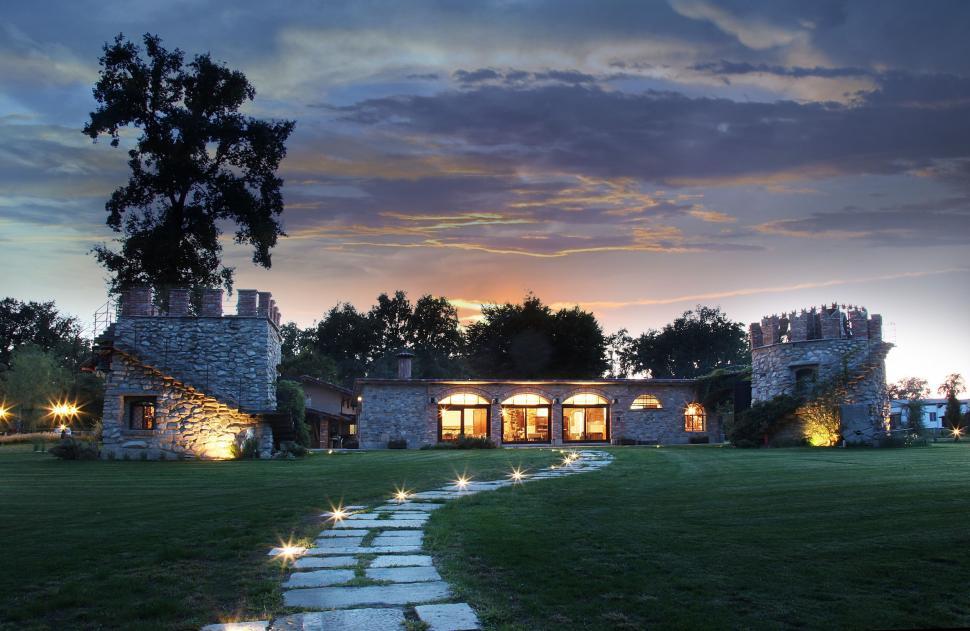 Free Image of Stone House With Pathway 