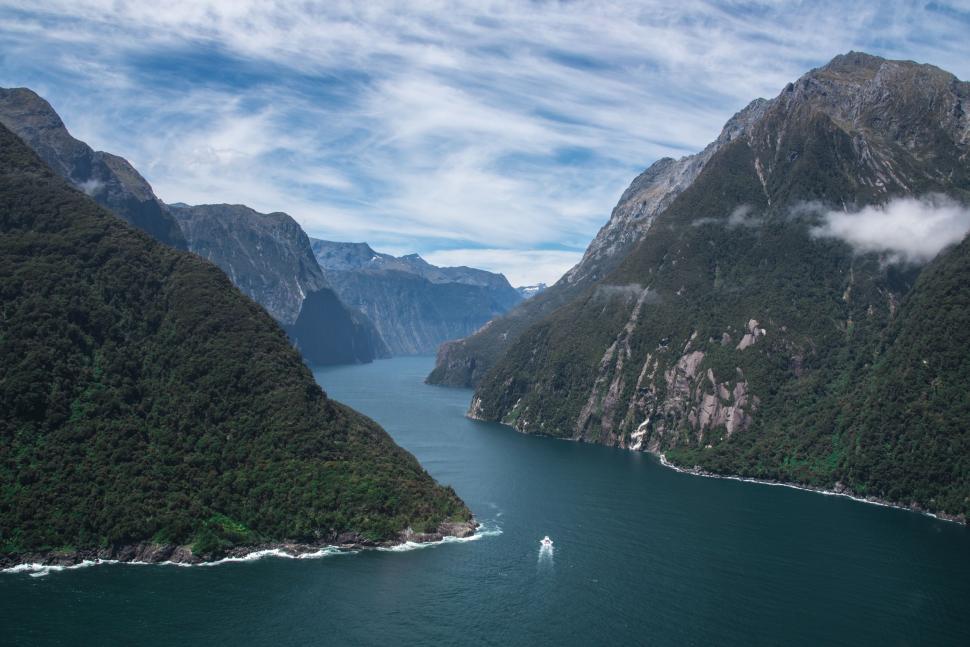 Free Image of Majestic Waterbody Surrounded by Mountains 