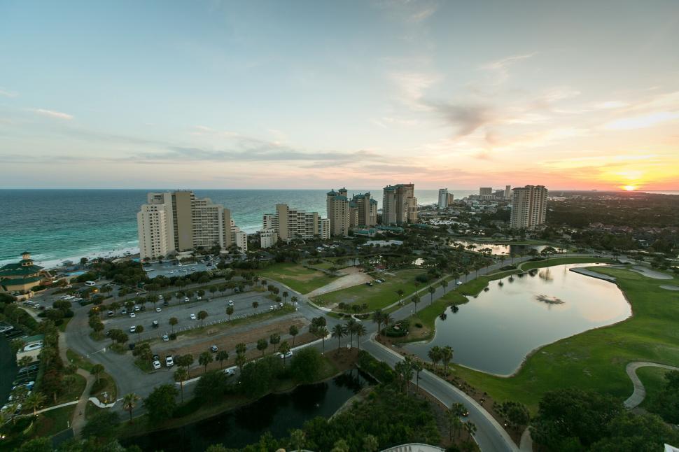 Free Image of Aerial View of a City and Lake 