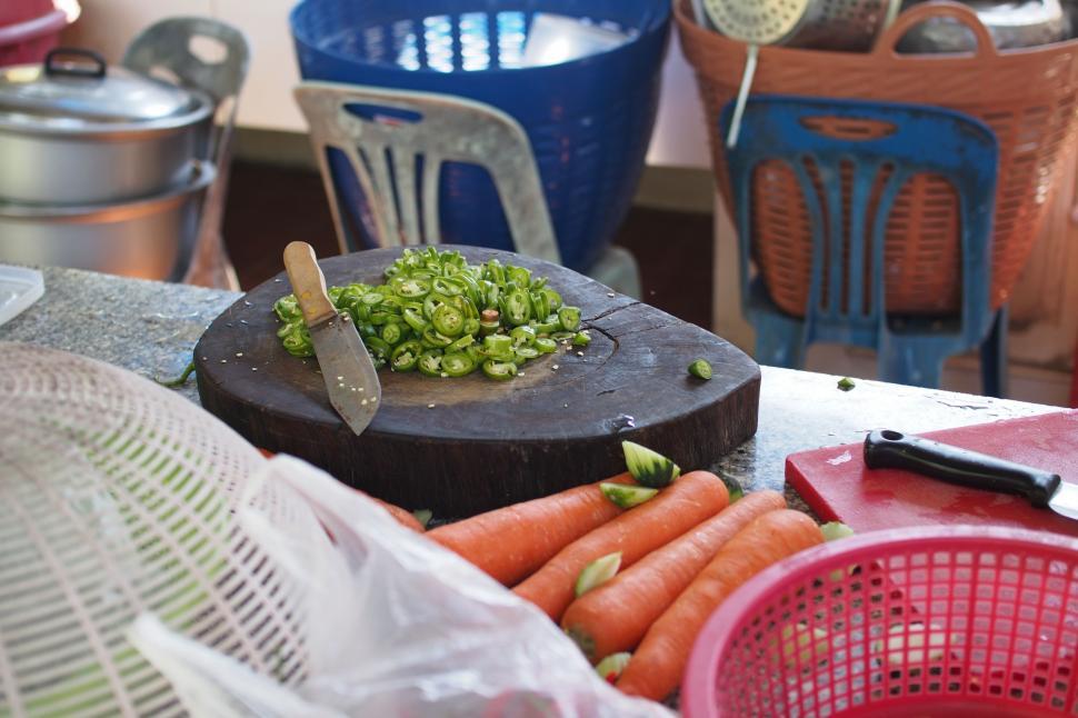 Free Image of Assorted Fresh Vegetables on a Table 