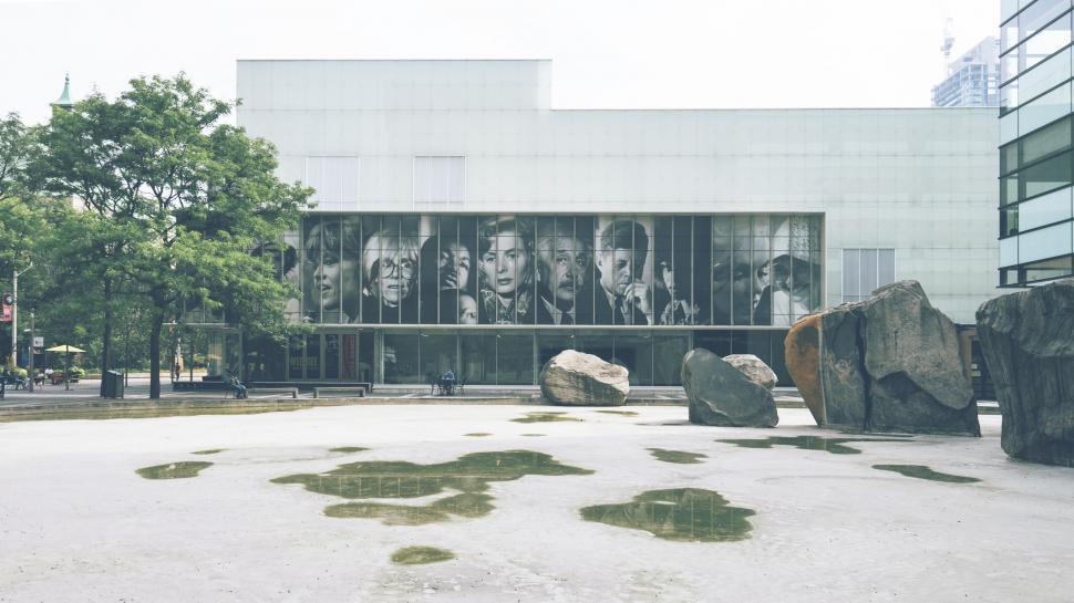 Free Image of Urban Building Featuring Large Mural 