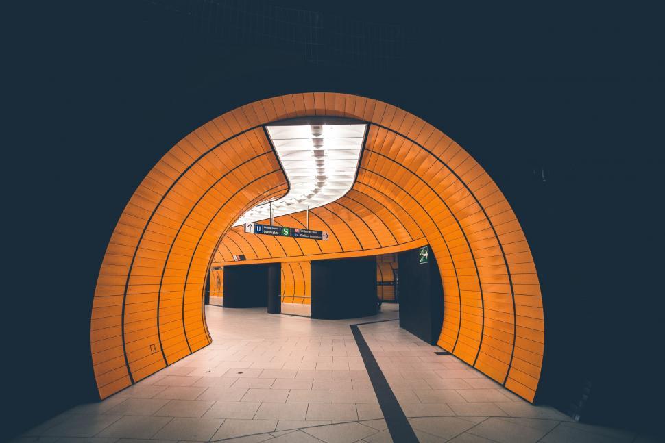 Free Image of Tunnel With Light at End 