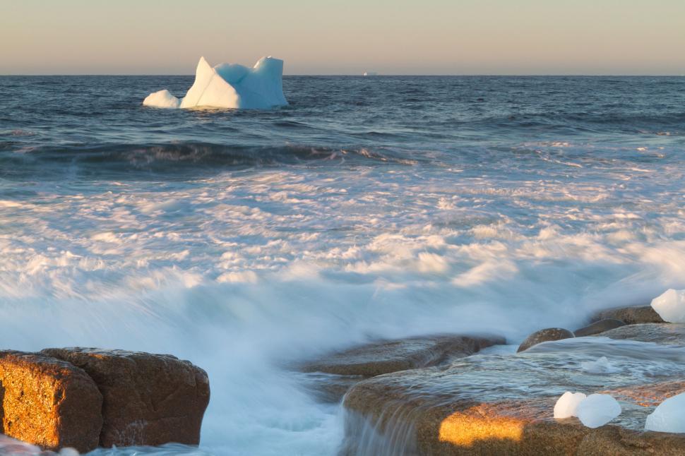 Free Image of Coastal Icebergs 