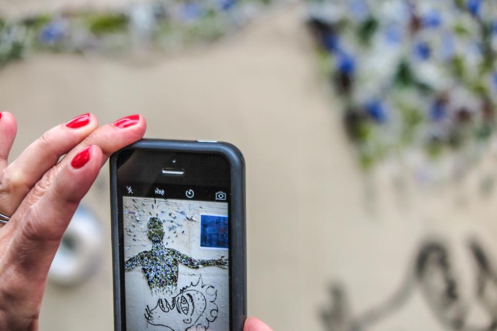 Free Image of Take a photo 