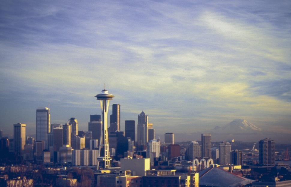 Free Image of Seattle with Space Needle 