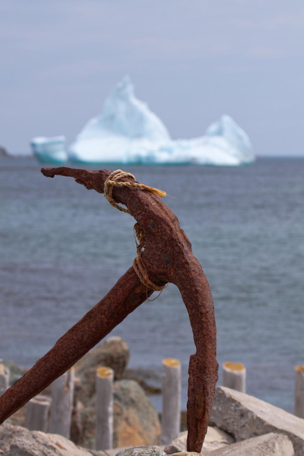 Free Image of Anchor and Iceberg 