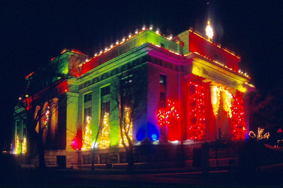 Free Image of Yavapai County Courthouse Christmas lights 