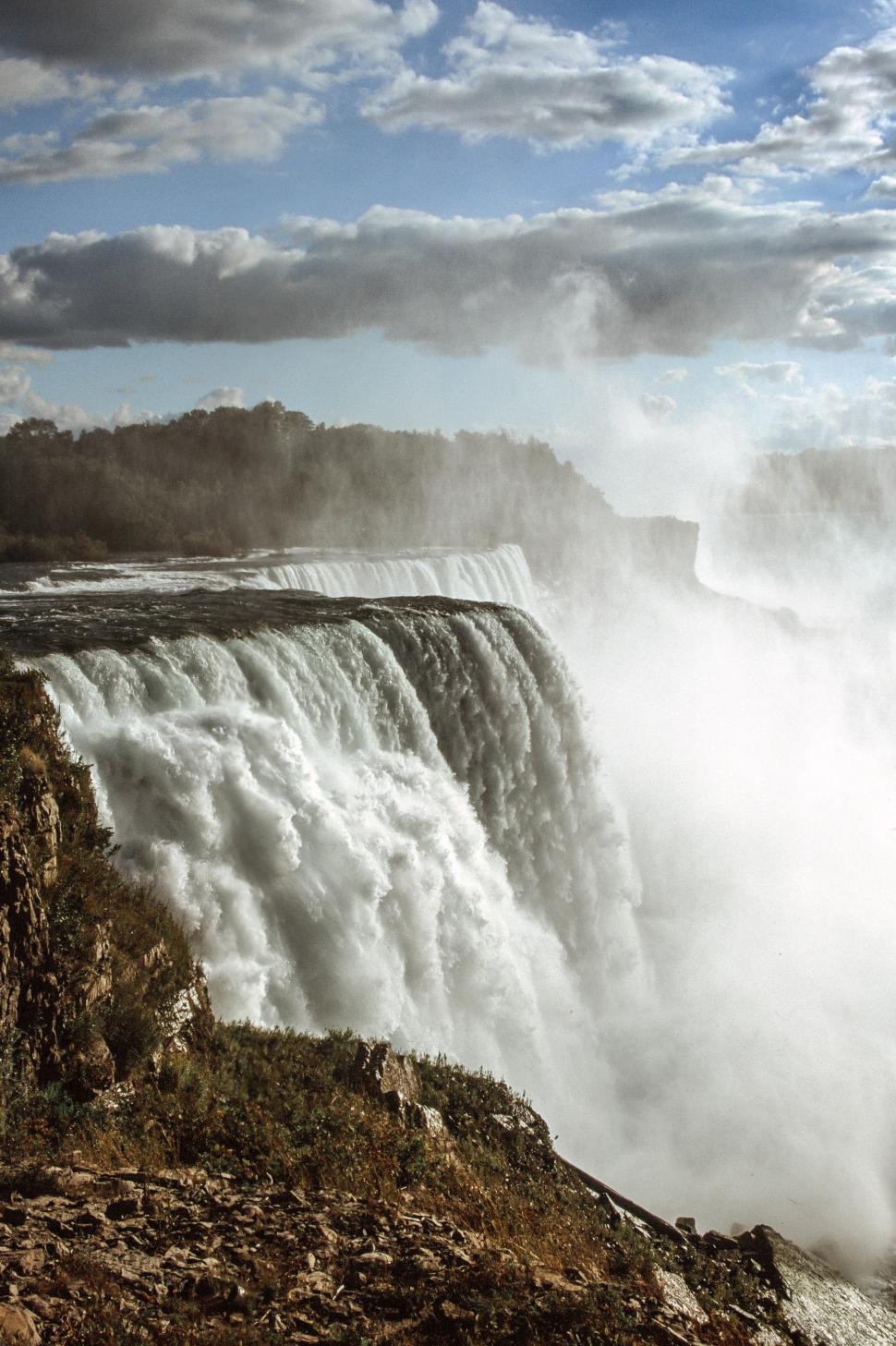 Free Image of American Falls at Niagara Falls 