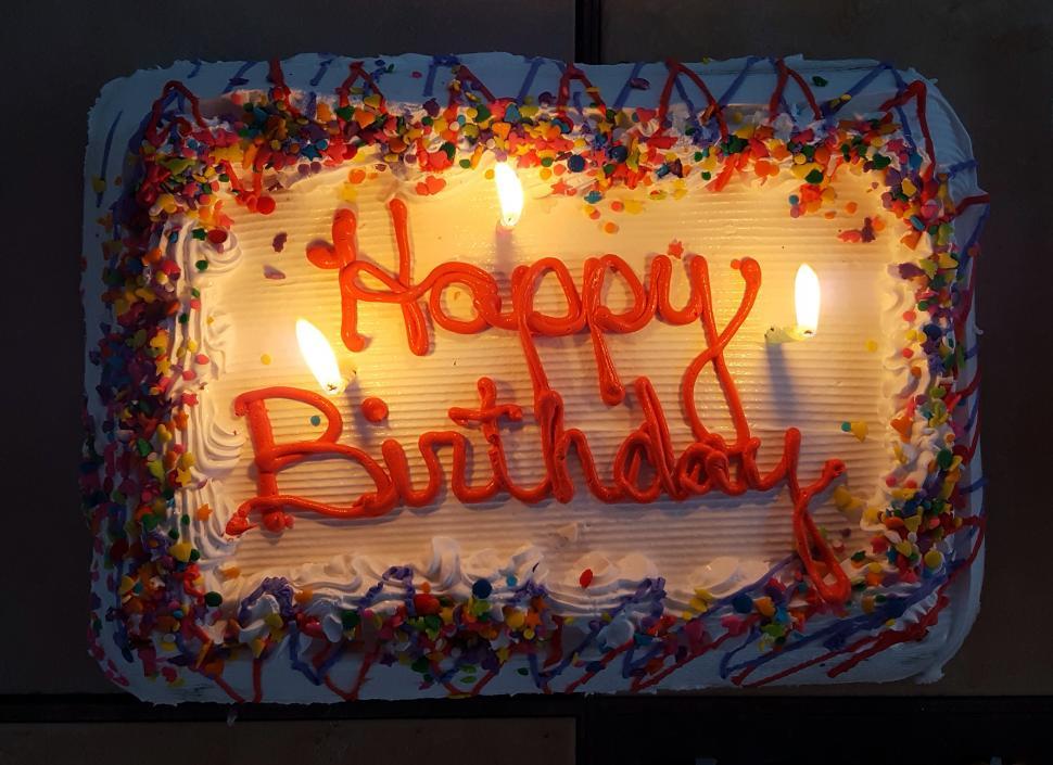 Free Image of  Happy Birthday Cake and Candles 