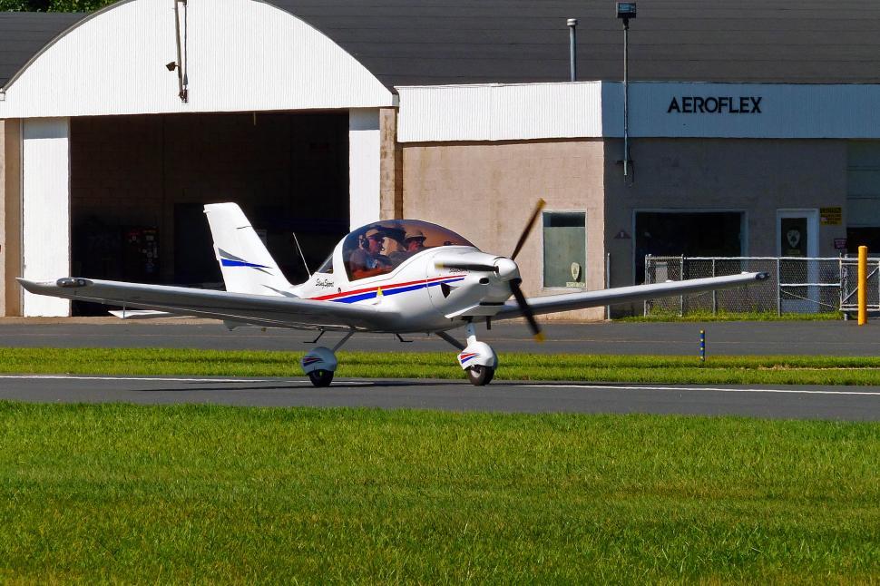Free Image of Airplane Stingsport 