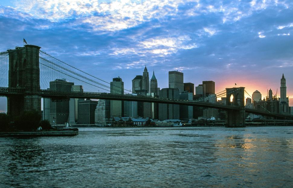 Free Image of Brooklyn Bridge and Manhattan 