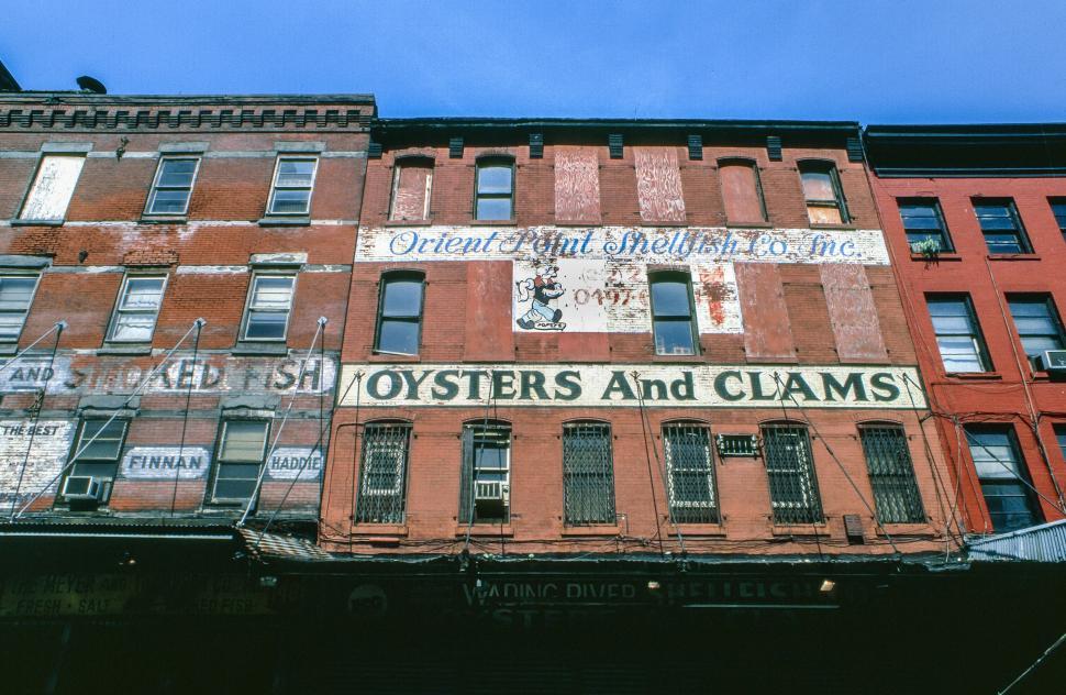 Free Image of Vintage Commercial Building 