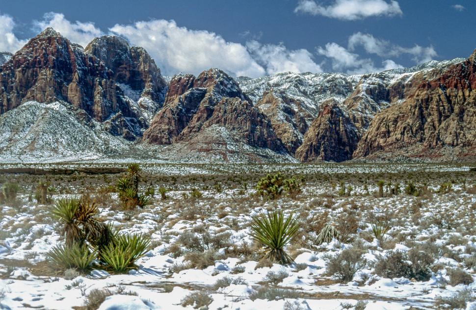 Free Image of Winter snow mountains 